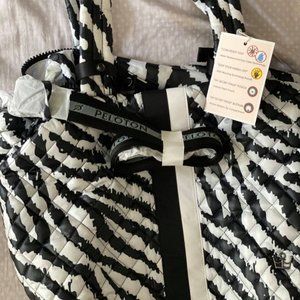 Peloton Oliver Thomas Tote Zebra Black White